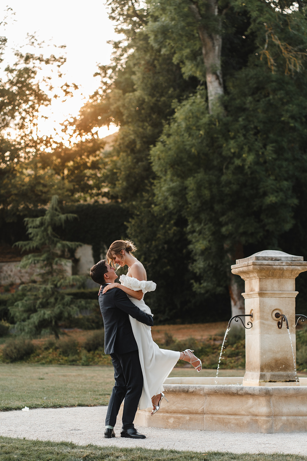ADELE & BAPTISTE